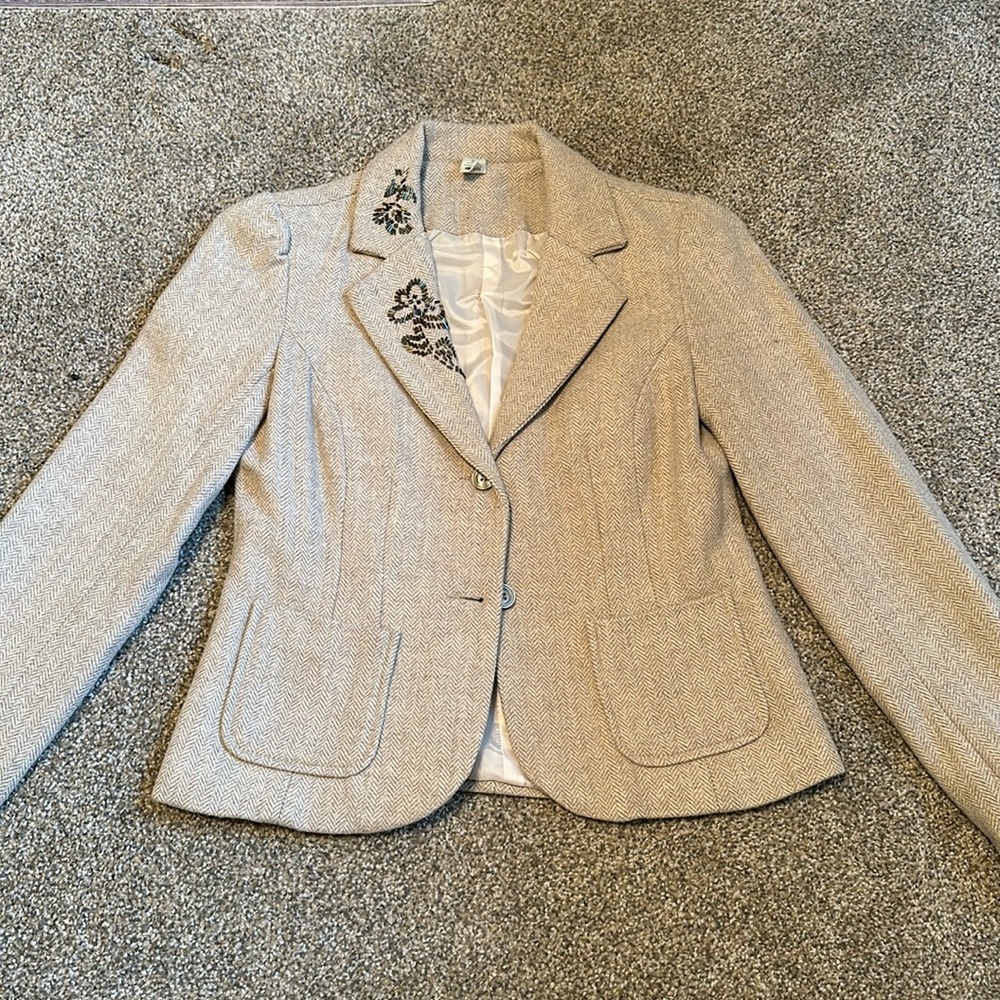 Beige Embroidered Women's Blazer Jacket
